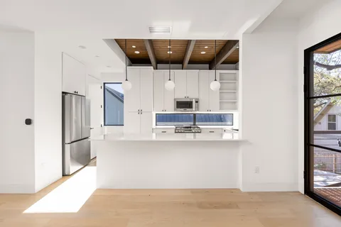 $750,000 | 1603 Chelsea Lane, Unit 2, Austin, TX 78704