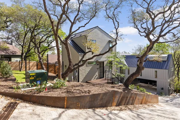 $795,000 | 1603 Chelsea Lane, Unit 2, Austin, TX 78704