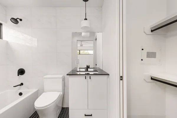 $795,000 | 1603 Chelsea Lane, Unit 2, Austin, TX 78704