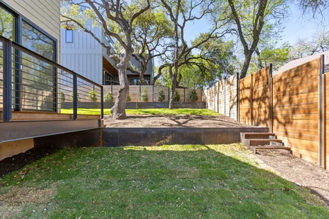 $795,000 | 1603 Chelsea Lane, Unit 2, Austin, TX 78704