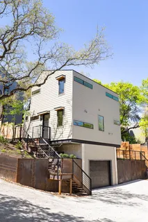 $750,000 | 1603 Chelsea Lane, Unit 2, Austin, TX 78704