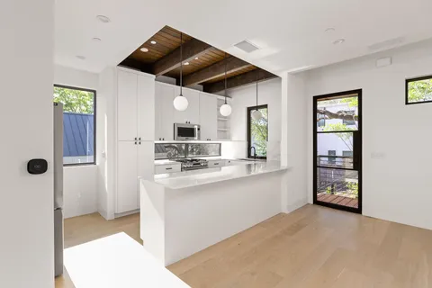 $750,000 | 1603 Chelsea Lane, Unit 2, Austin, TX 78704