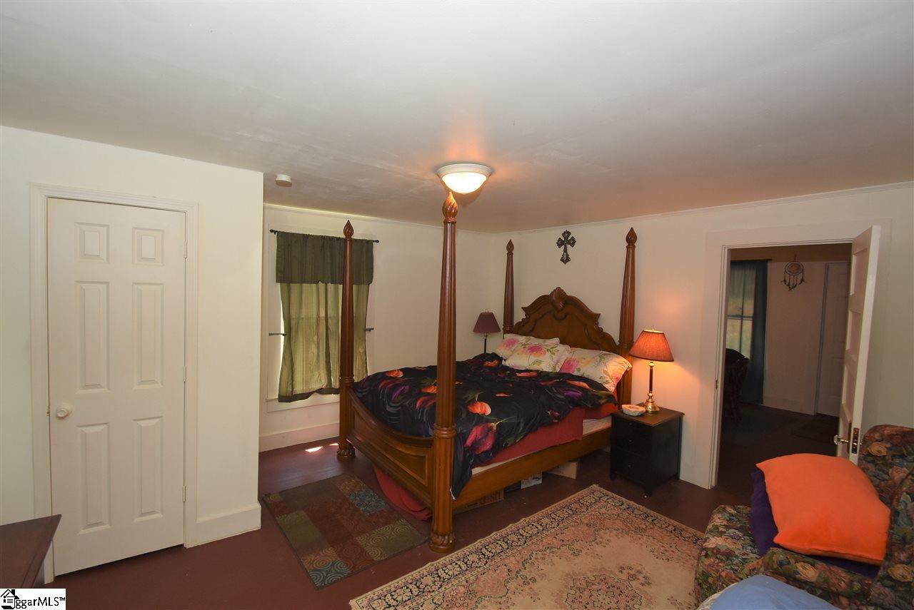 2356 Racing Road Greer, SC 29651 - Photo 14 of 24 Gallery Image 14