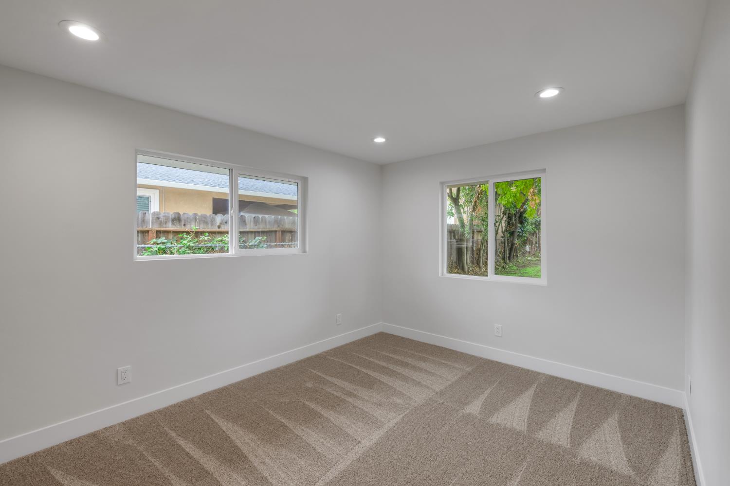 1513 Rowena Way Sacramento, CA 95864 - Photo 26 of 32