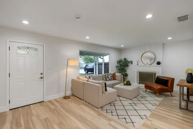 $665,000 | 1513 Rowena Way, Sacramento, CA 95864