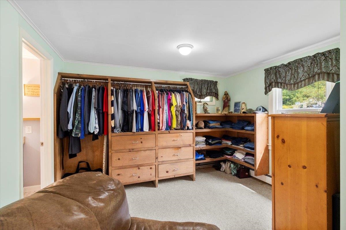 1555 East Arlington Road Arlington, VT 05250 - Photo 23 of 60