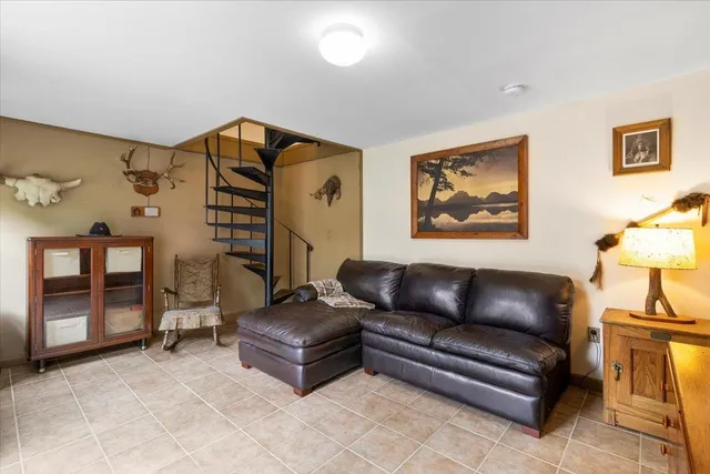 $465,000 | 1555 East Arlington Road, Arlington, VT 05250