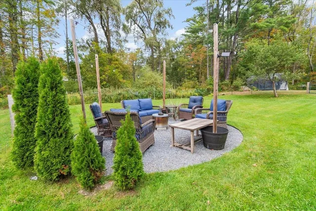 $465,000 | 1555 East Arlington Road, Arlington, VT 05250