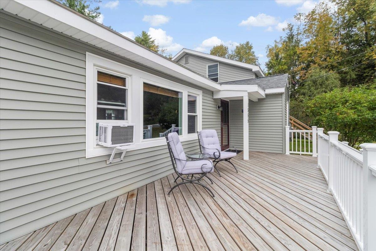 1555 East Arlington Road Arlington, VT 05250 - Photo 6 of 60