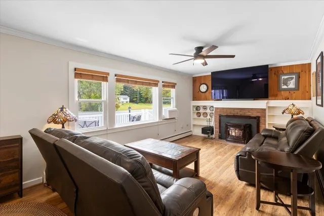 $465,000 | 1555 East Arlington Road, Arlington, VT 05250