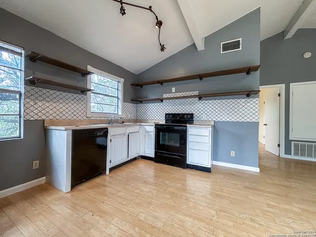 $850 | 571 Firefly Drive, Canyon Lake, TX 78133