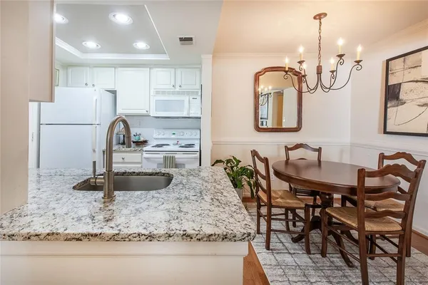 $185,000 | 3076 Chastain Park Court Northeast, Atlanta, GA 30342