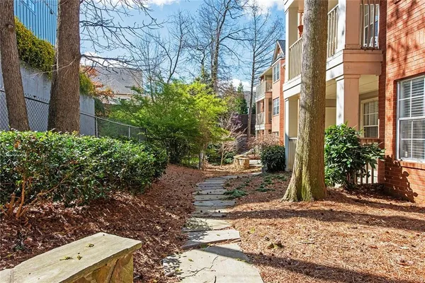 $185,000 | 3076 Chastain Park Court Northeast, Atlanta, GA 30342