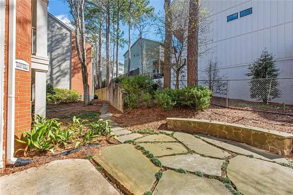 $185,000 | 3076 Chastain Park Court Northeast, Atlanta, GA 30342
