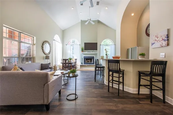 $185,000 | 3076 Chastain Park Court Northeast, Atlanta, GA 30342