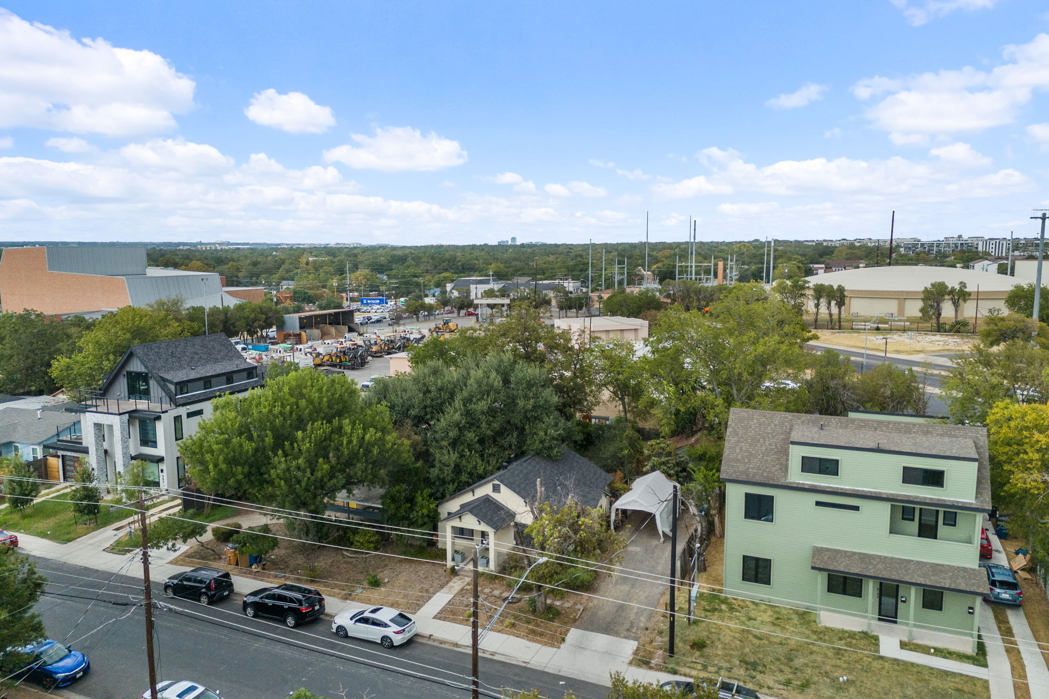 820 Stark Street Austin, TX 78756 - Photo 3 of 19 a view of a city