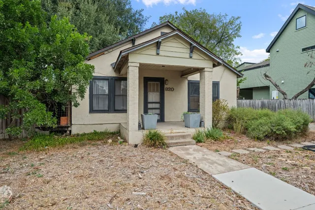 $425,000 | 820 Stark Street, Austin, TX 78756