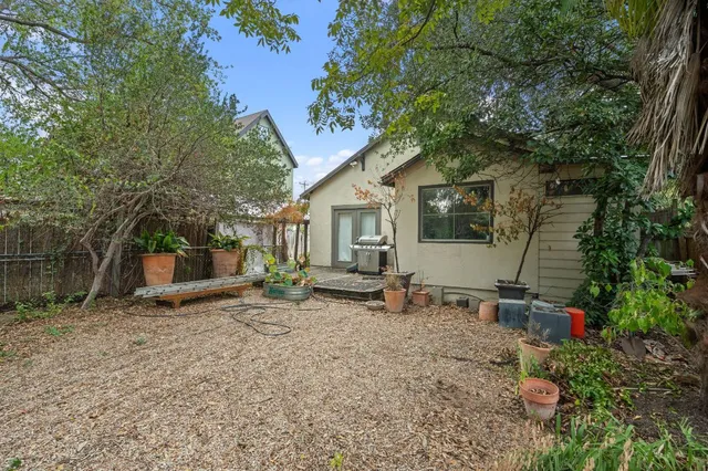 $425,000 | 820 Stark Street, Austin, TX 78756