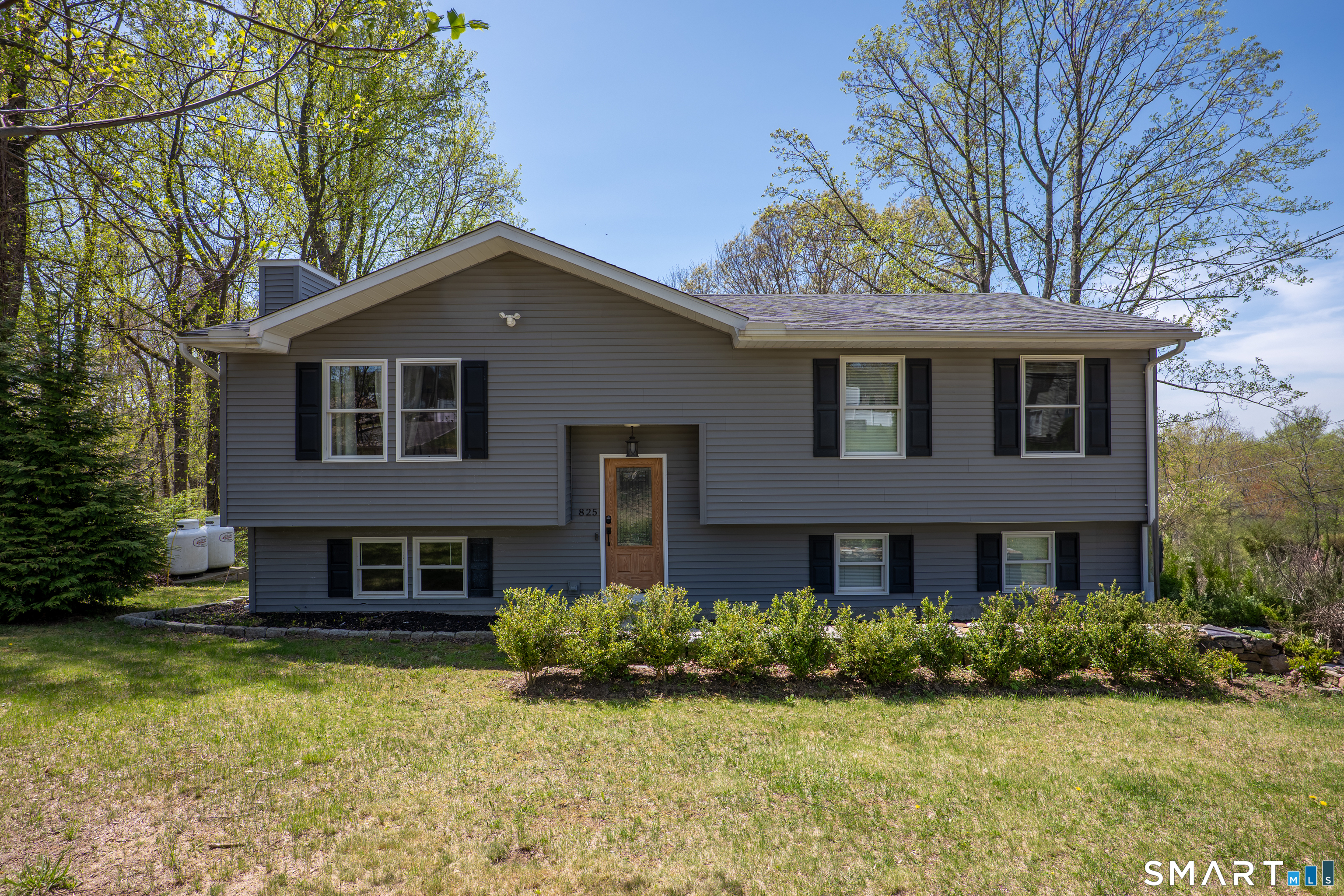 825 Maple Hill Road Naugatuck, CT 06770 - Photo 2 of 21