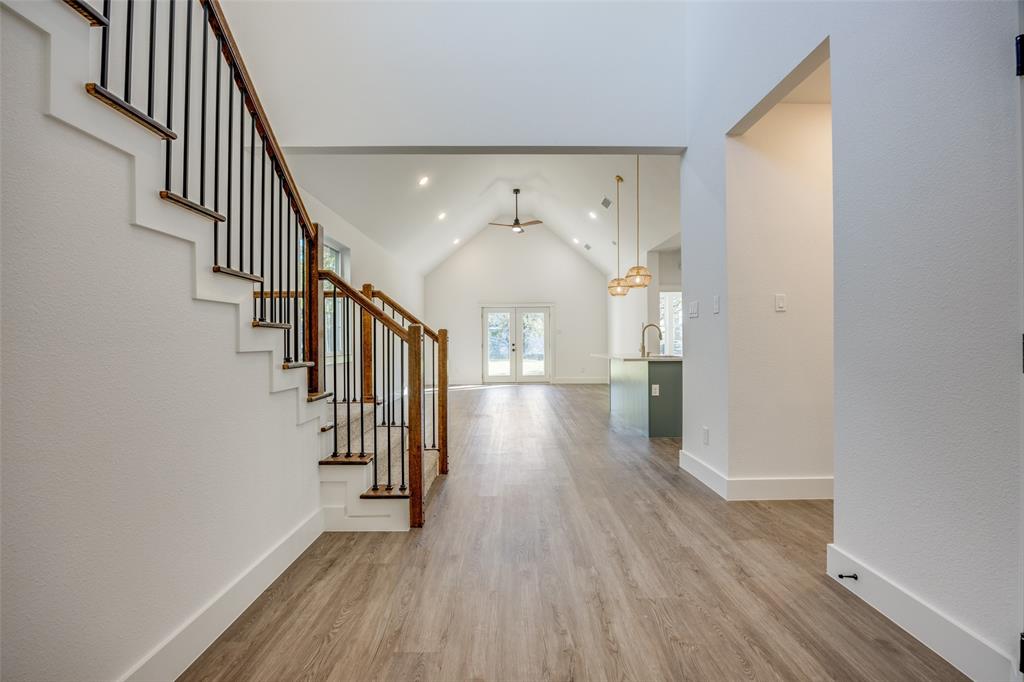 430 West Munson Street Denison, TX 75020 - Photo 5 of 25