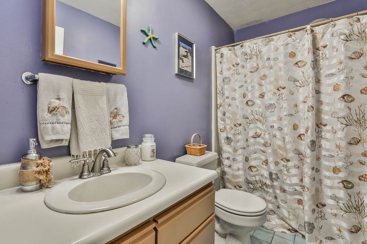 12 Rangers Drive, Unit B Hudson, NH 03051 - Photo 18 of 22