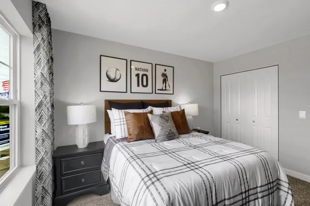 $406,700 | 1916 Highview Terrace, Shakopee, MN 55379