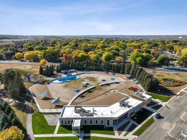 $406,700 | 1916 Highview Terrace, Shakopee, MN 55379