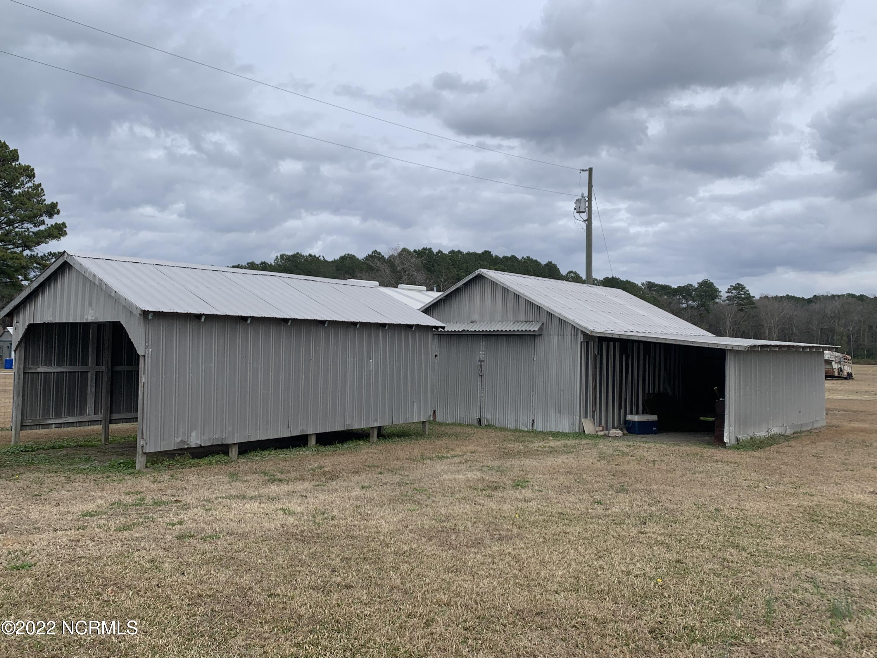 452 Long Ridge Road Pinetown, NC 27865 - Photo 6 of 23 IMG_1564