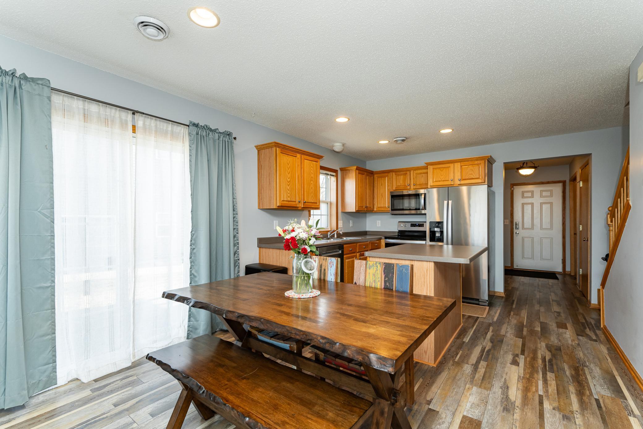 619 Pointe Court Southwest Rochester, MN 55902 - Photo 7 of 24
