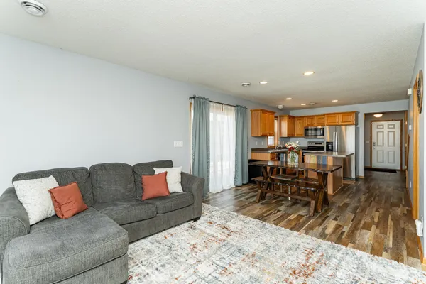 $229,900 | 619 Pointe Court Southwest, Rochester, MN 55902