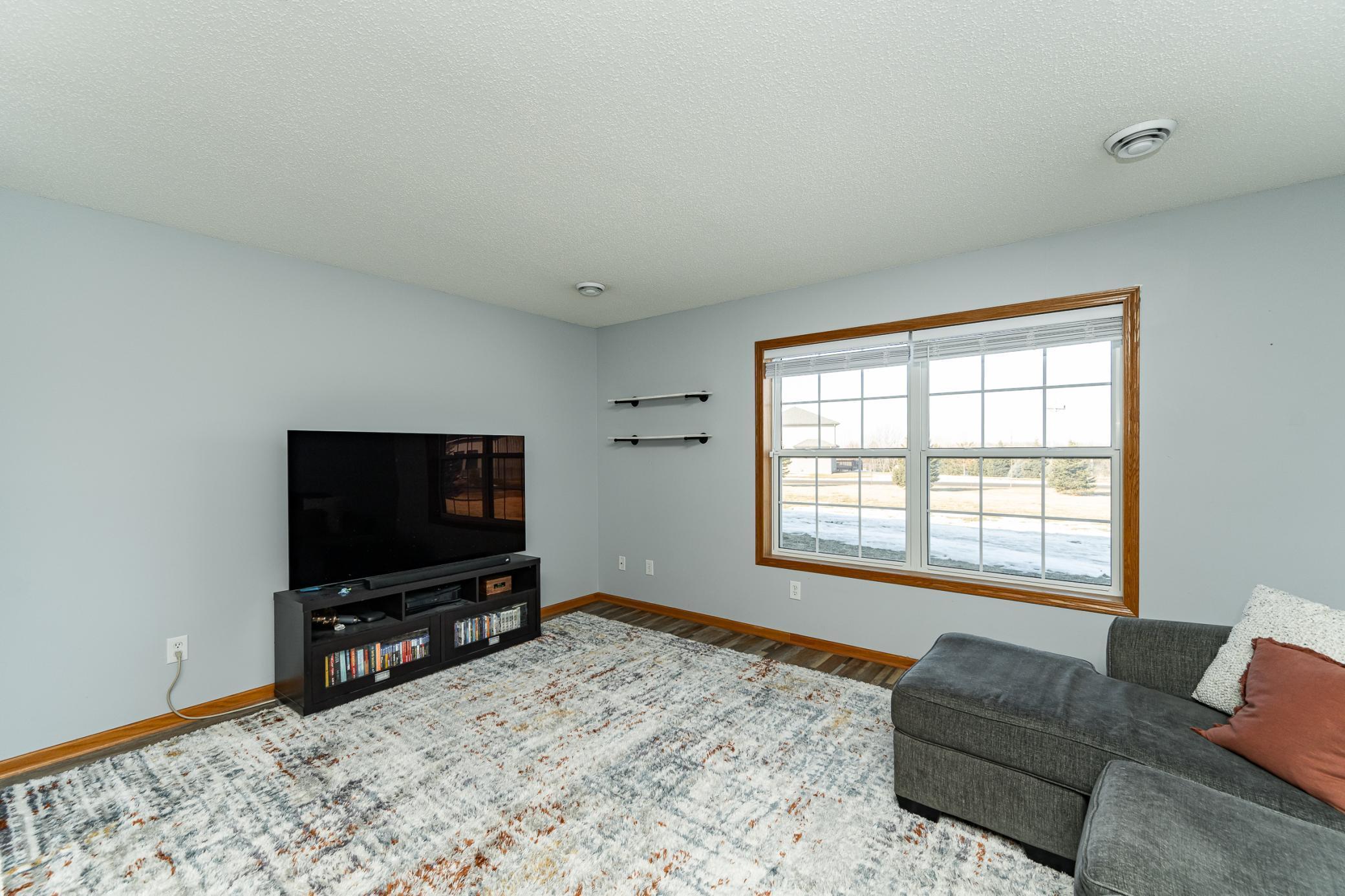 619 Pointe Court Southwest Rochester, MN 55902 - Photo 9 of 24