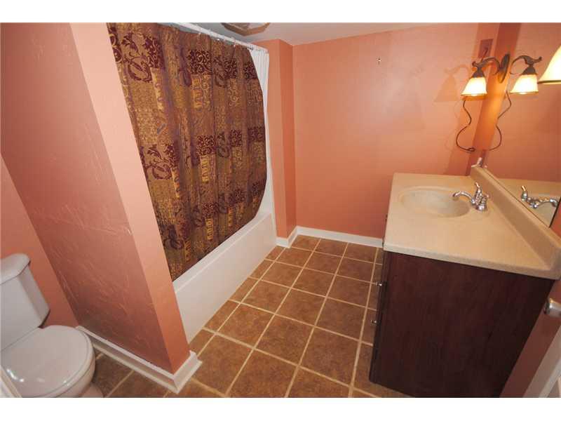 4541 Norwin Road Whitehall, PA 15236 - Photo 19 of 25 Full Bath.