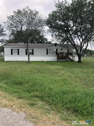 $159,000 | 410 Henrietta Street, Yoakum, TX 77995