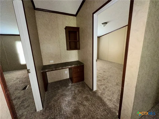 $159,000 | 410 Henrietta Street, Yoakum, TX 77995