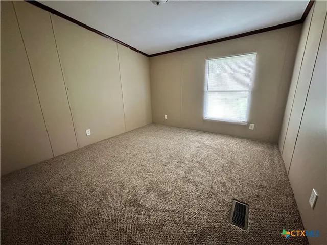 $159,000 | 410 Henrietta Street, Yoakum, TX 77995