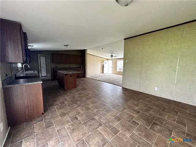 $159,000 | 410 Henrietta Street, Yoakum, TX 77995