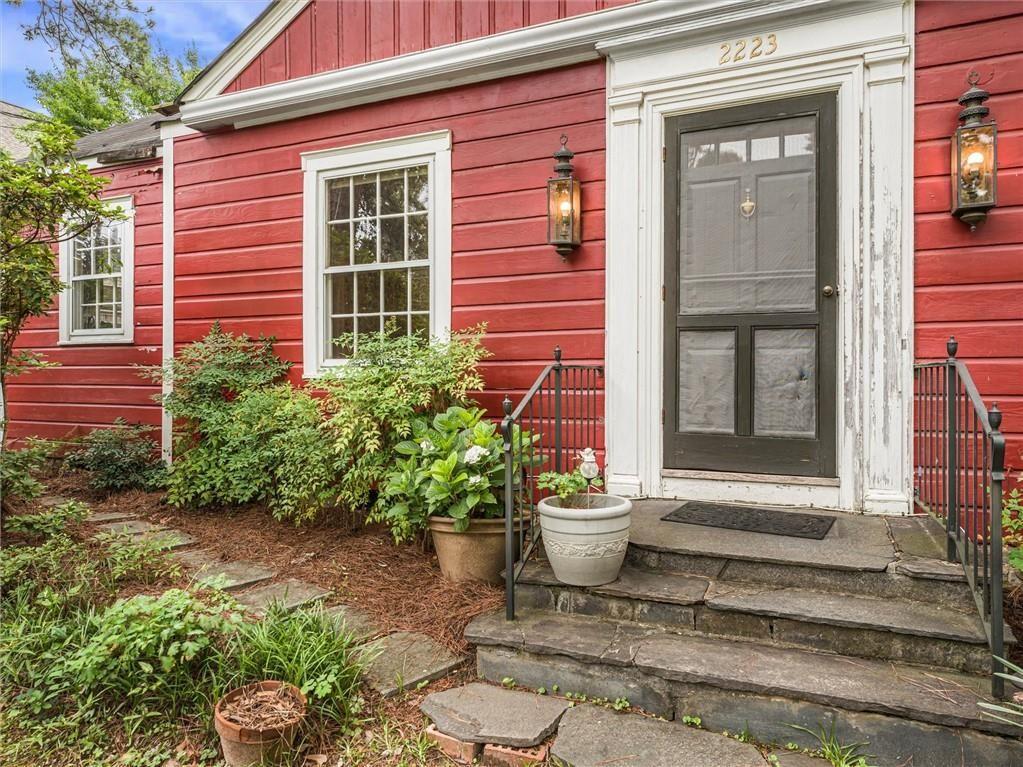 2223 Virginia Place Northeast Atlanta, GA 30305 - Photo 7 of 38