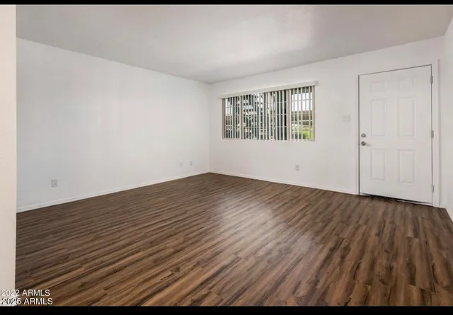 $83,000 | 3810 North Maryvale Parkway, Unit 1058, Phoenix, AZ 85031