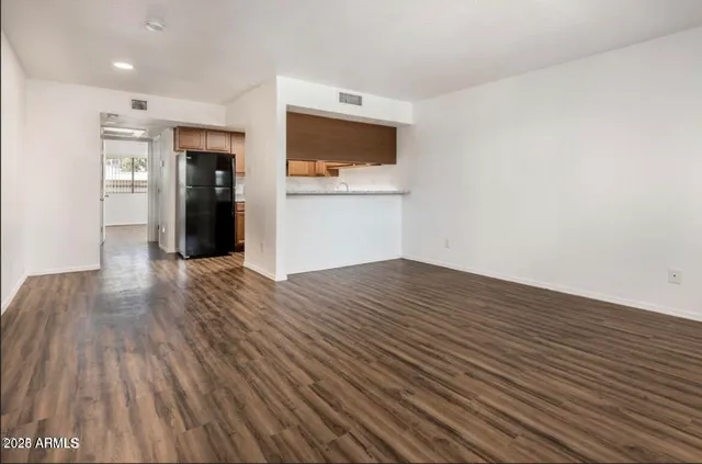 $83,000 | 3810 North Maryvale Parkway, Unit 1058, Phoenix, AZ 85031