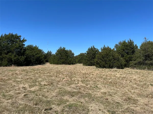 $450,000 | 757 Reynolds Road, Whitewright, TX 75491