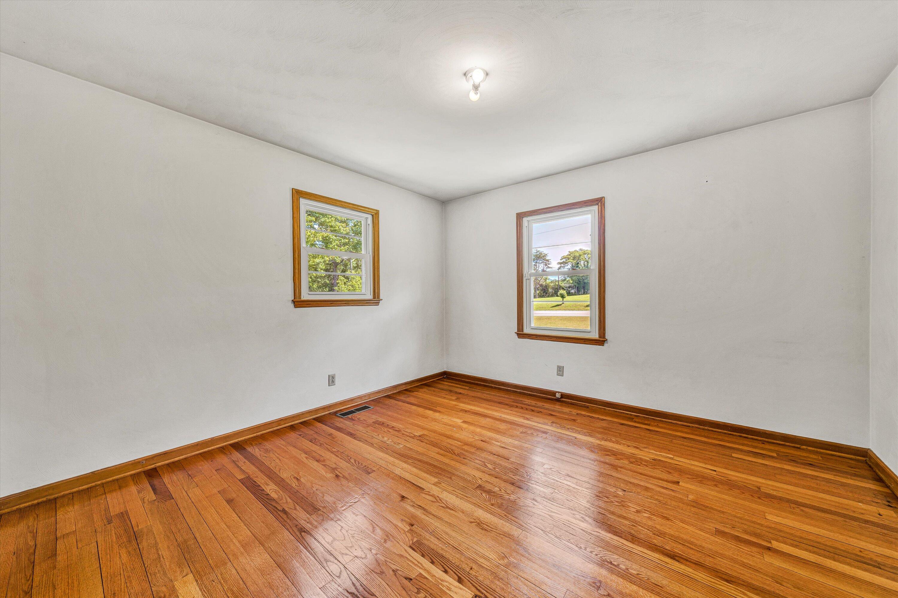20083 Snow Creek Road Penhook, VA 24137 - Photo 14 of 31 15-DSC00037