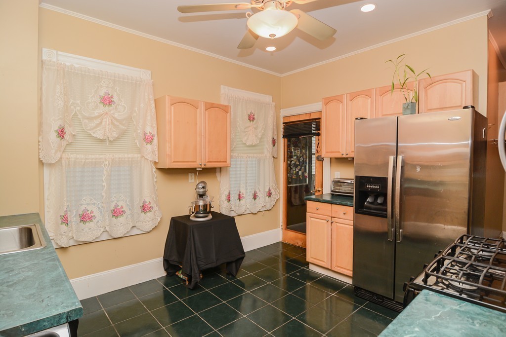 Gallery Image 6