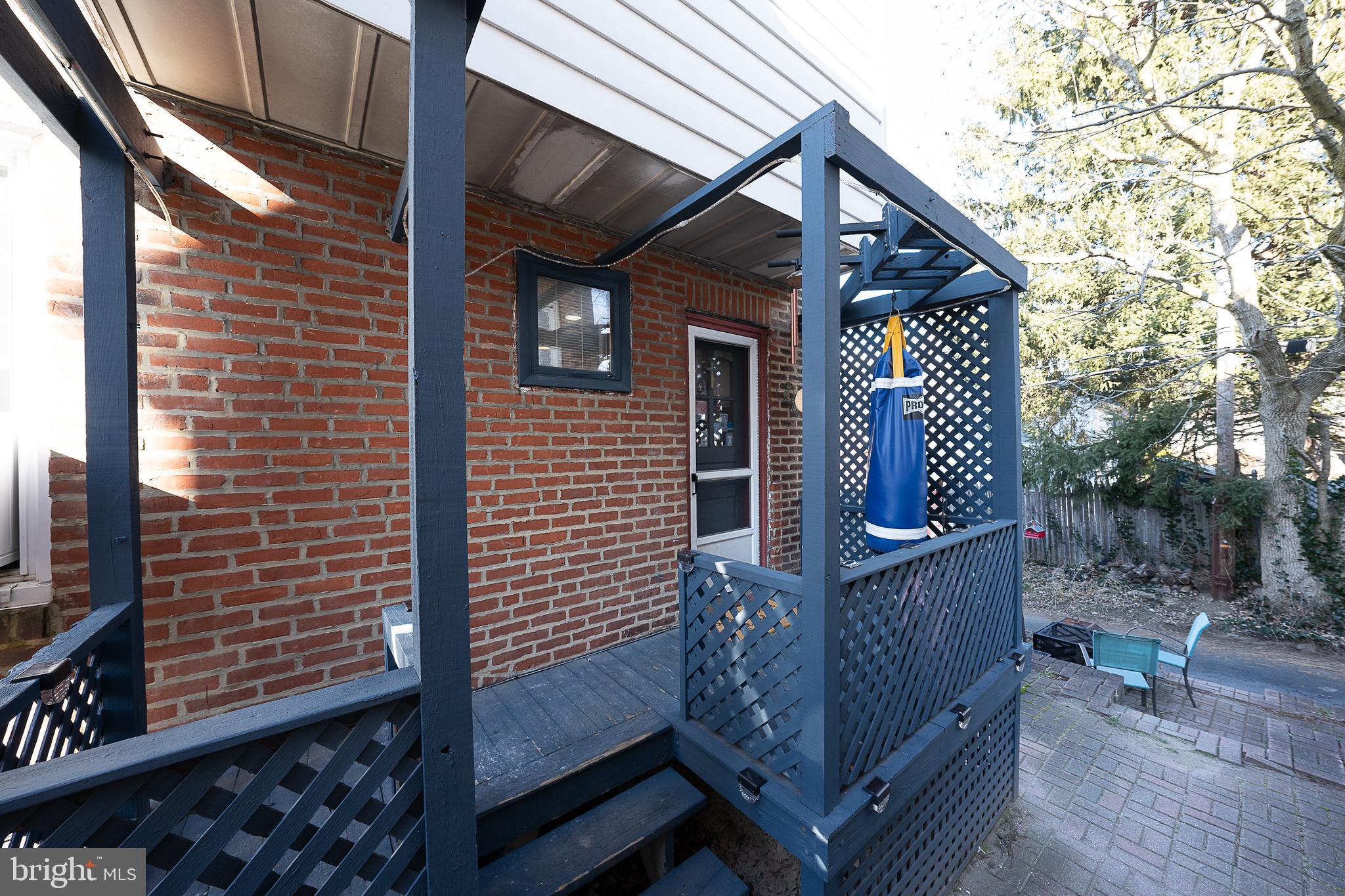 115 Wayne Avenue Springfield, PA 19064 - Photo 31 of 35 Side Entrance