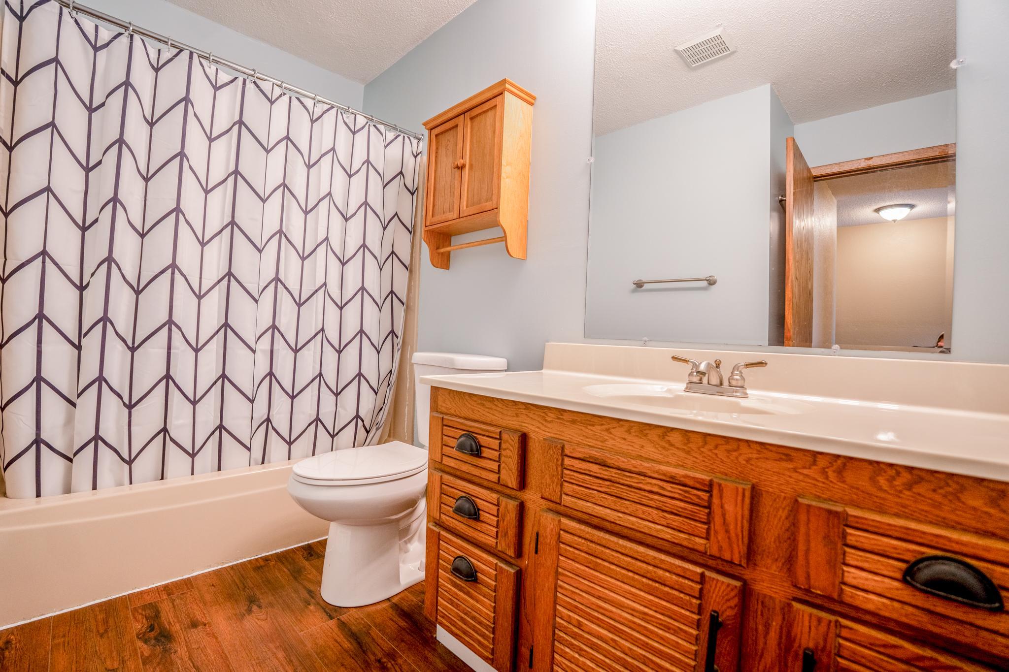 600 33rd Street Northwest Willmar, MN 56201 - Photo 13 of 33