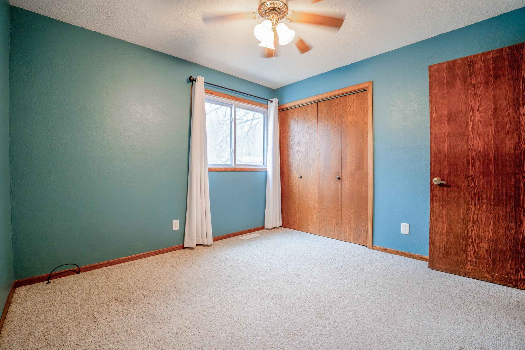 600 33rd Street Northwest Willmar, MN 56201 - Photo 15 of 33