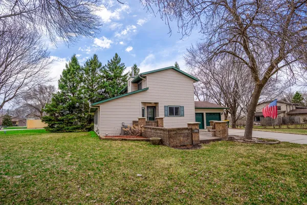 $285,000 | 600 33rd Street Northwest, Willmar, MN 56201
