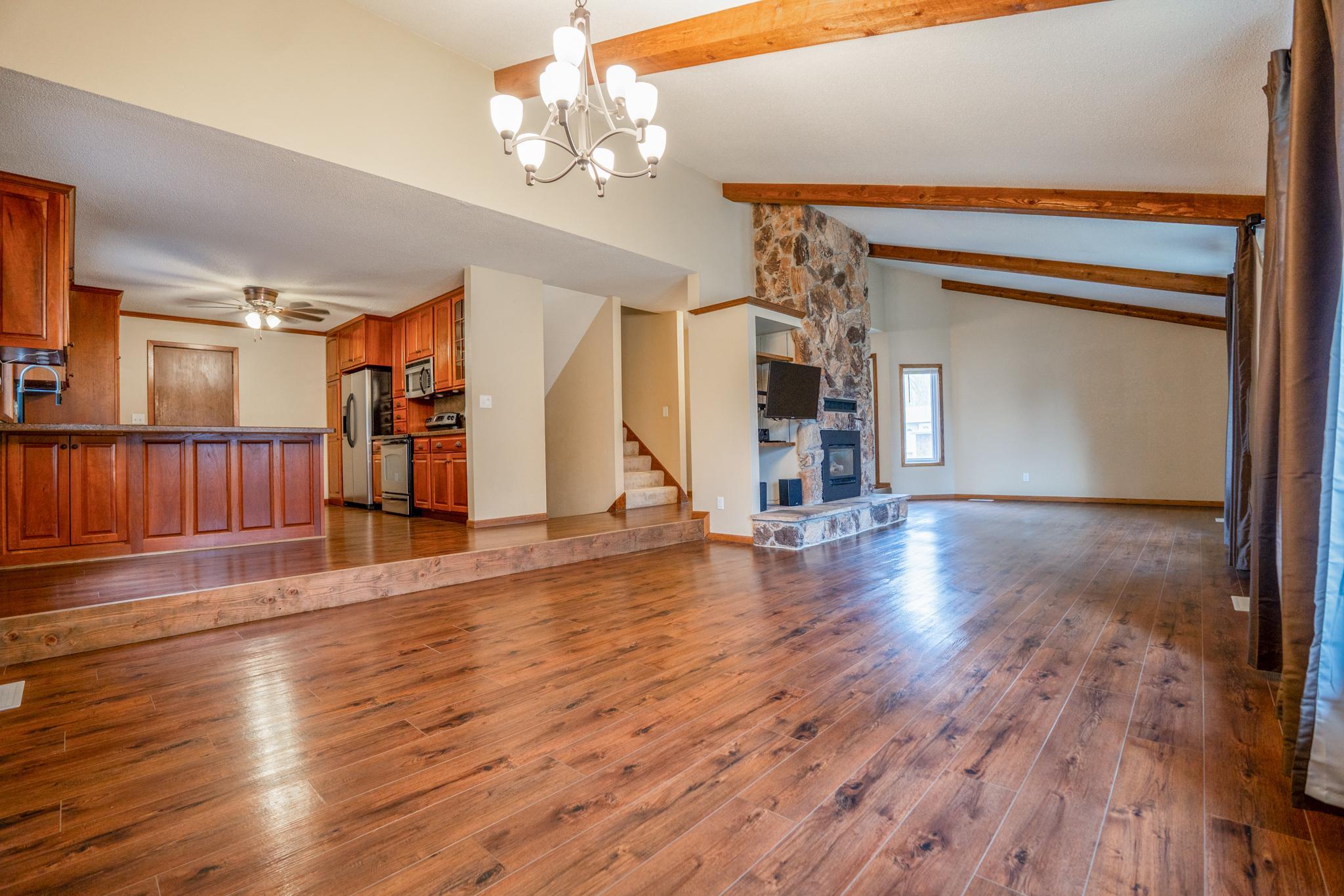600 33rd Street Northwest Willmar, MN 56201 - Photo 7 of 33