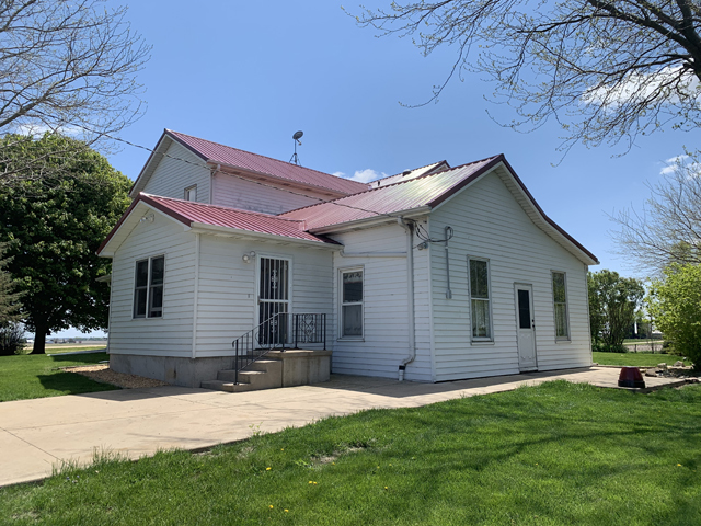 3355 East 7th Road LaSalle, IL 61301 - Photo 3 of 42