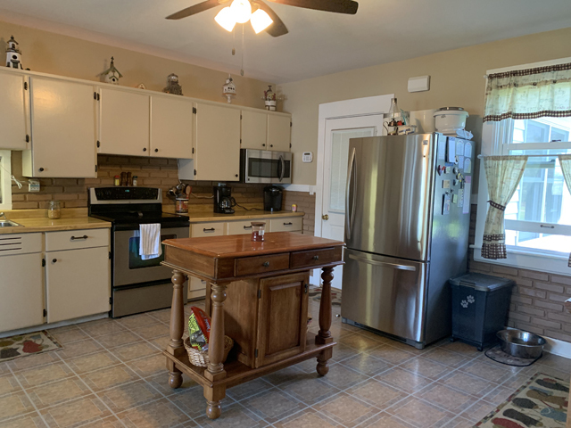 3355 East 7th Road LaSalle, IL 61301 - Photo 9 of 42