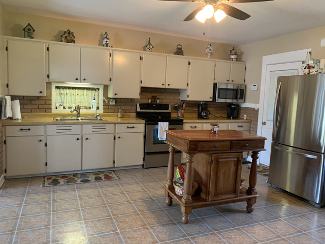 3355 East 7th Road LaSalle, IL 61301 - Photo 10 of 42